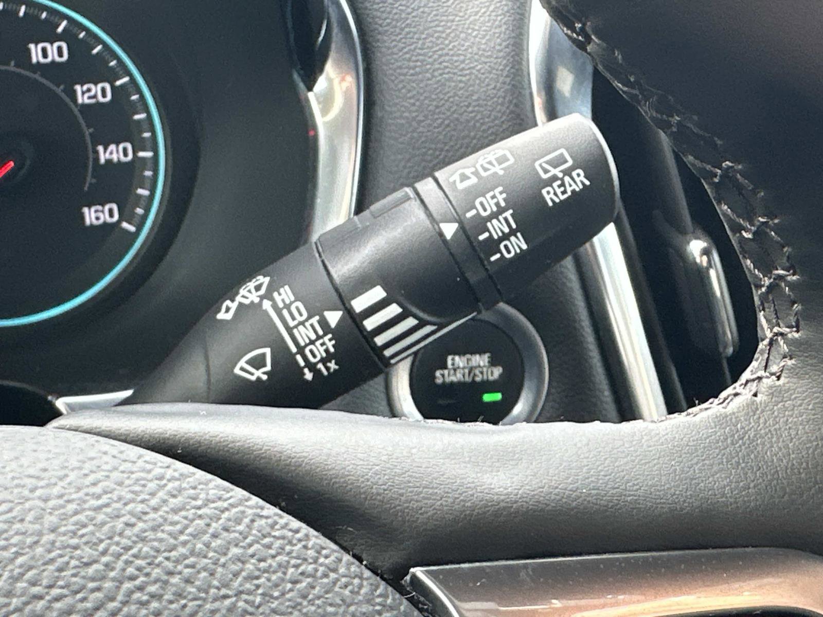 Certified 2023 Chevrolet Traverse LT image 24