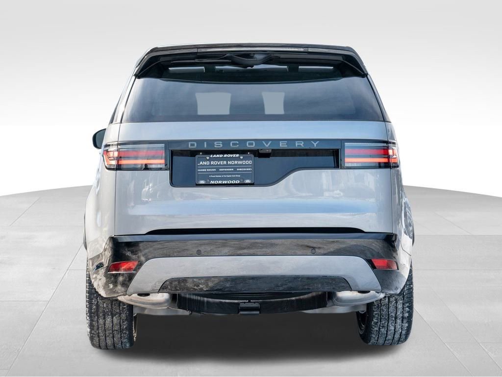 New 2025 Land Rover Discovery Dynamic SE image 5