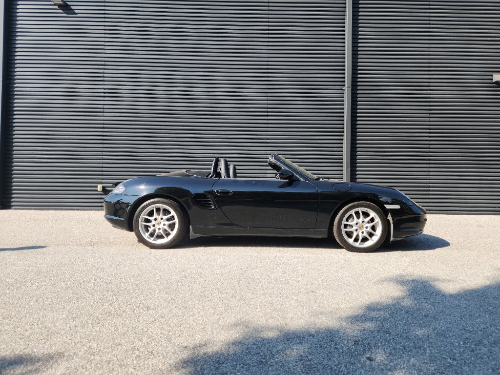Used 2003 Porsche Boxster RWD image 7