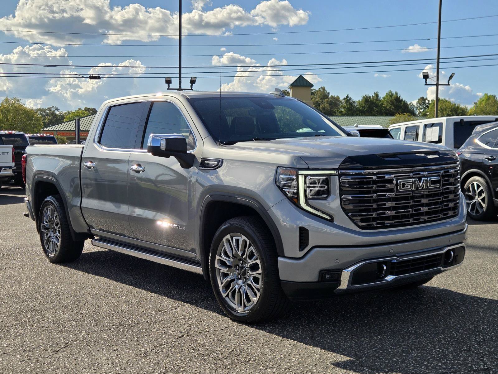 Used 2026 GMC Sierra 1500 Denali Ultimate AWD/4WD image 4