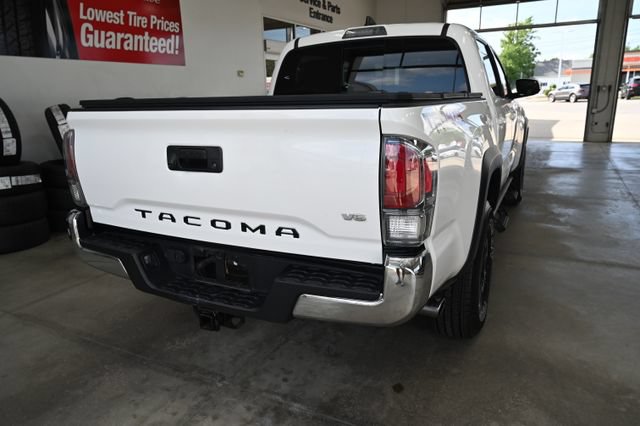 Used 2023 Toyota Tacoma TRD Off-Road AWD/4WD image 6