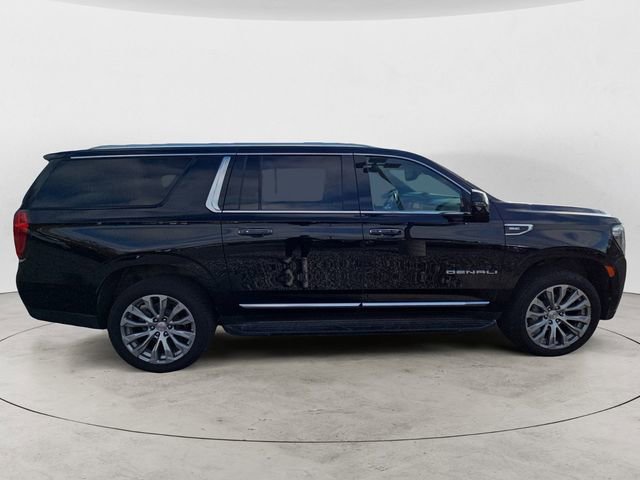 Used 2024 GMC Yukon XL Denali w/ Advanced Technology Package image 6