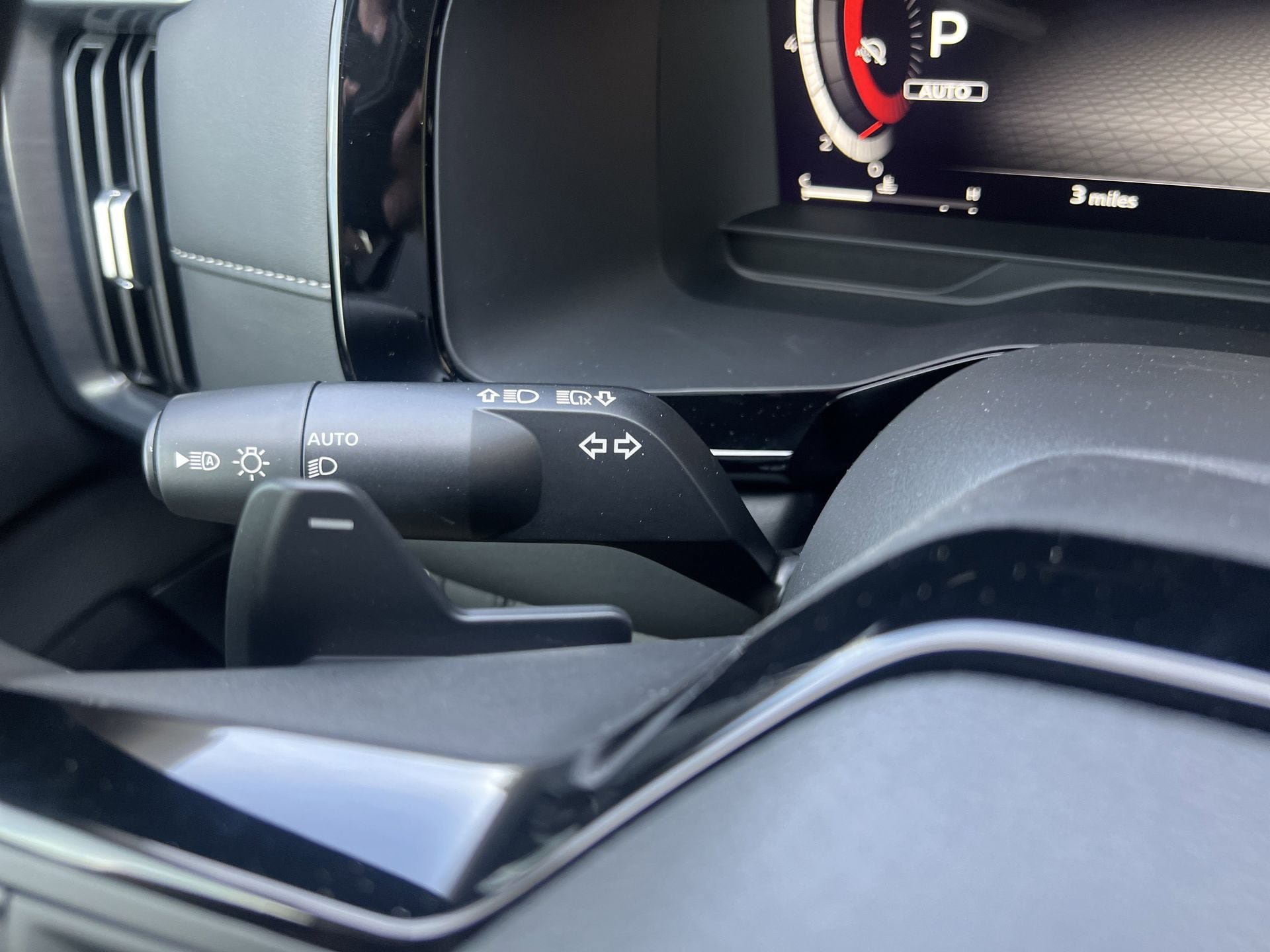 New 2026 Nissan Pathfinder SL AWD/4WD image 10