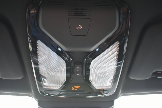 Used 2024 BMW X5 M60i image 32