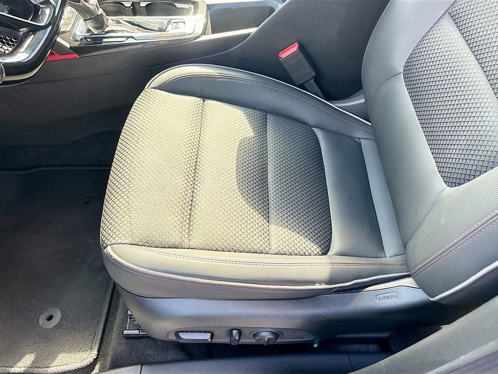 Used 2022 Chevrolet TrailBlazer RS w/ Sun and Liftgate Package image 18