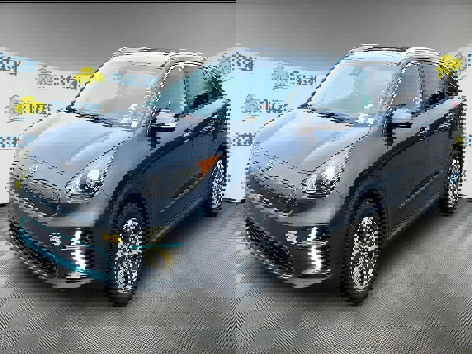 Used 2019 Kia Niro EX Premium image 2