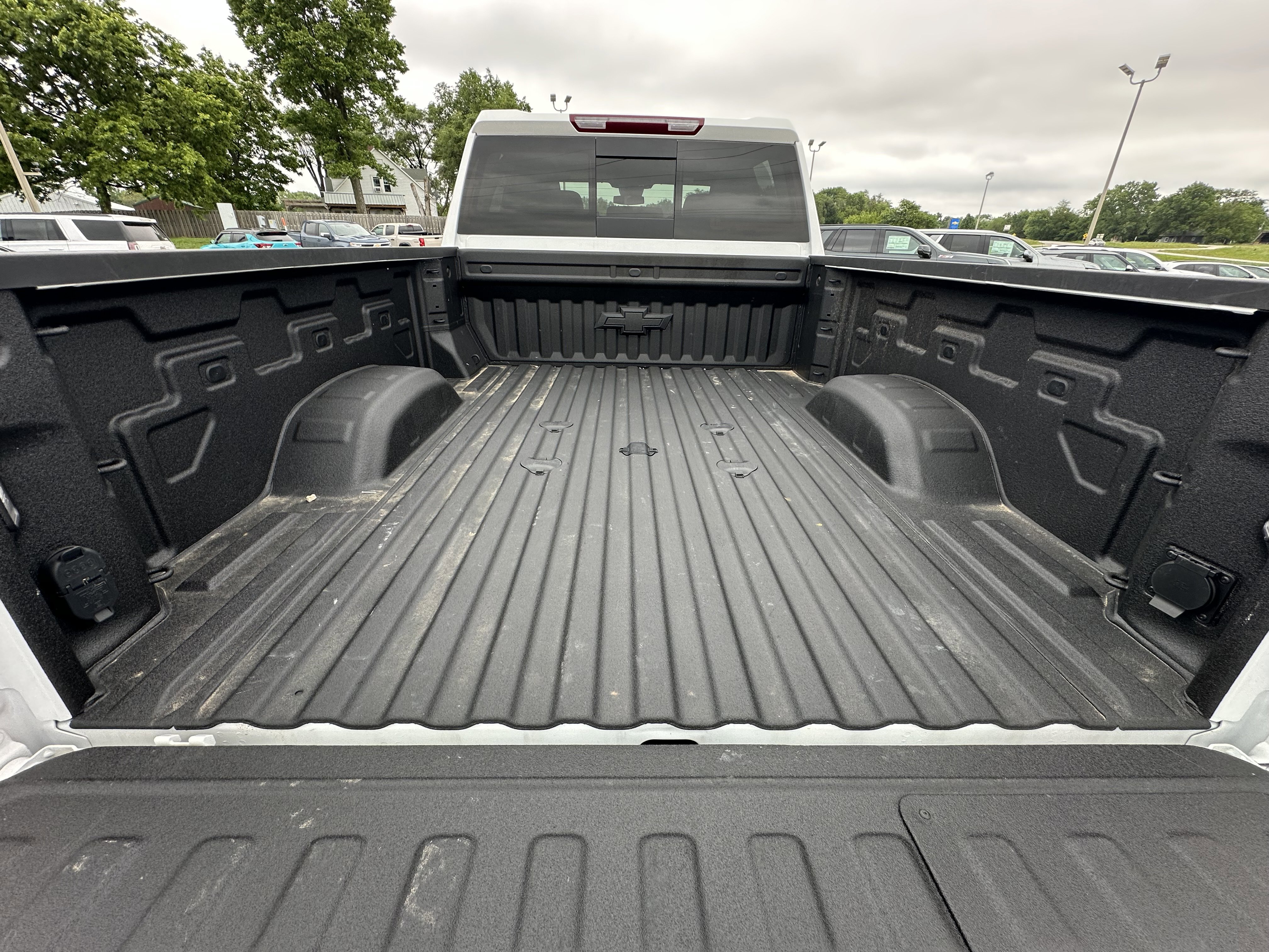 Used 2026 Chevrolet Silverado 3500 LT AWD/4WD image 11