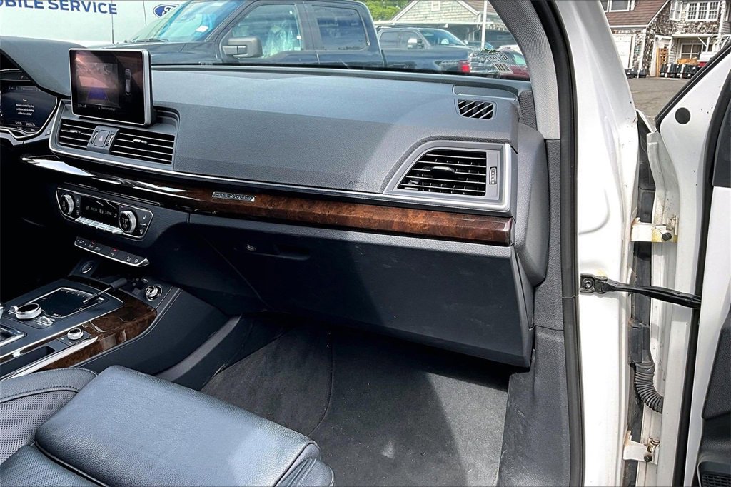 Used 2018 Audi Q5 2.0T Premium Plus w/ Premium Plus Package image 16