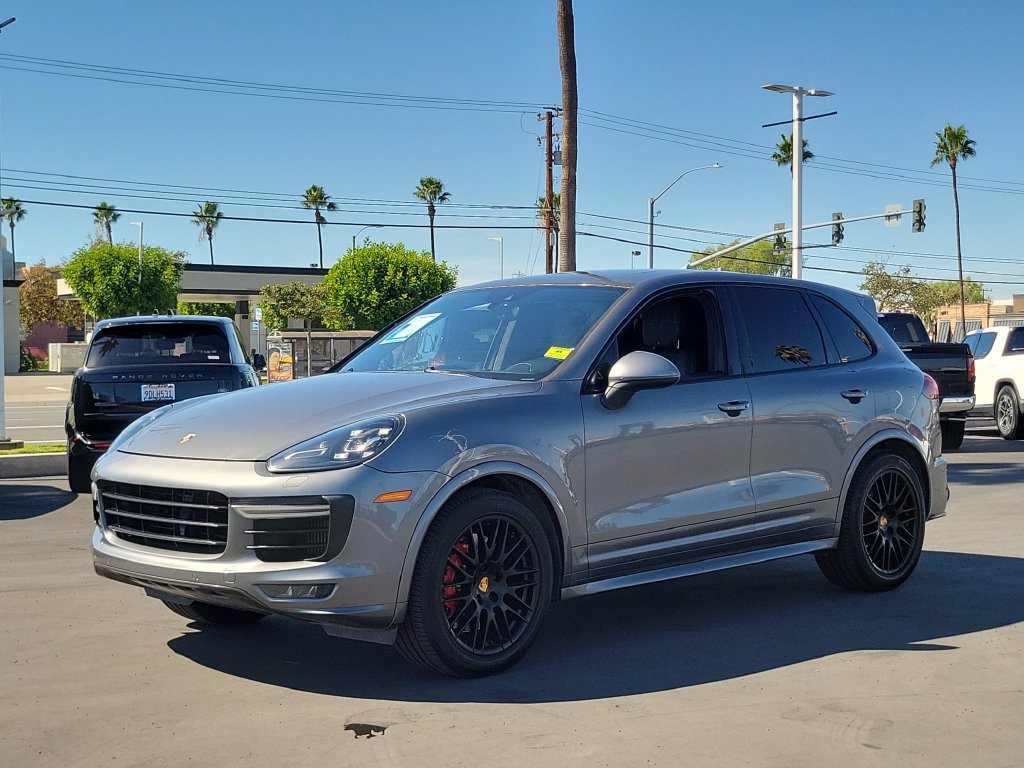 Used 2016 Porsche Cayenne GTS AWD/4WD image 32