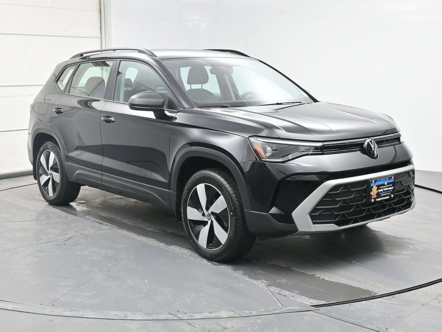 Certified 2025 Volkswagen Taos S w/ Taos Adventure Package (SXB) AWD/4WD image 26