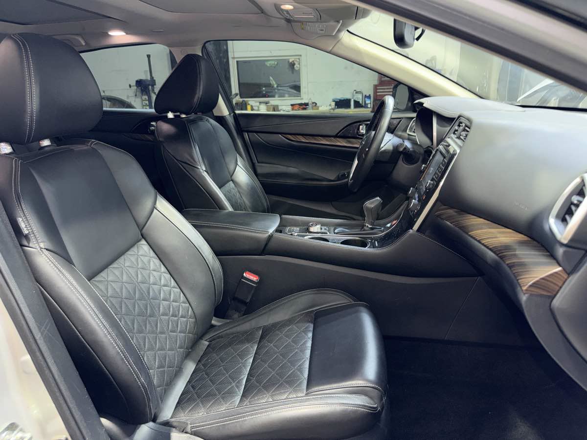 Used 2018 Nissan Maxima Platinum FWD image 28