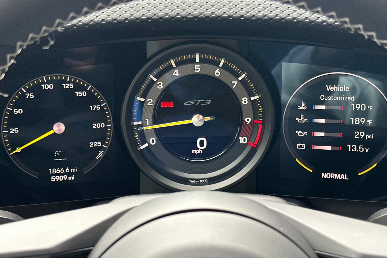 Certified 2022 Porsche 911 GT3 image 31