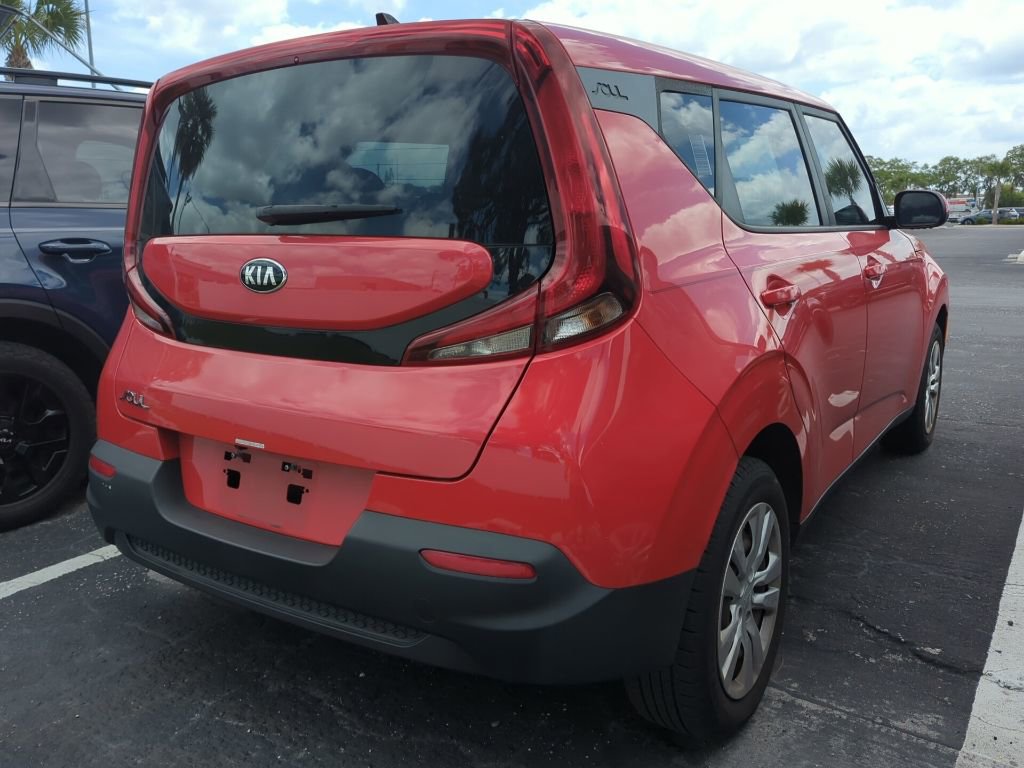 Used 2020 Kia Soul LX image 9