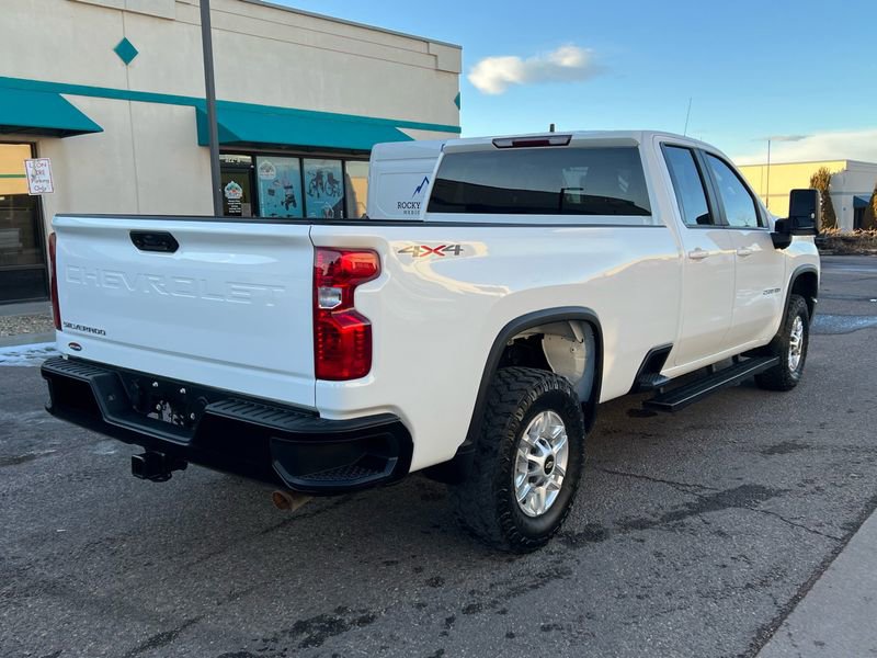 Used 2020 Chevrolet Silverado 2500 LT w/ Convenience Package image 3
