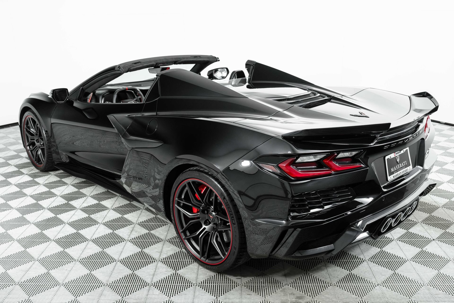 Used 2024 Chevrolet Corvette Z06 RWD image 42