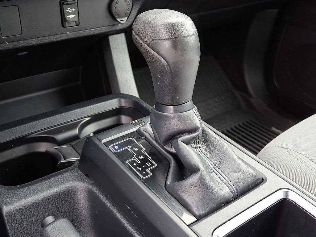 Used 2019 Toyota Tacoma SR w/ SX Package image 16