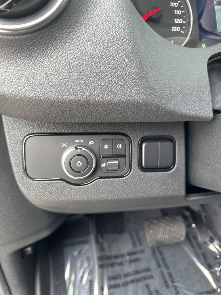 Used 2023 Mercedes-Benz Sprinter 3500 image 34