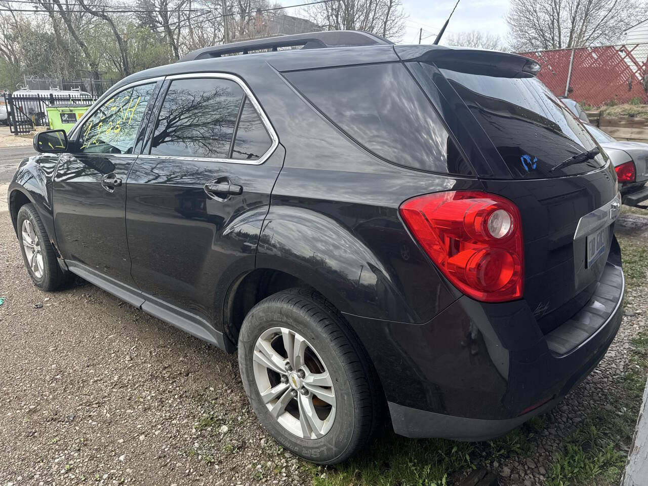 Used 2010 Chevrolet Equinox LT w/ Vehicle Interface Package FWD image 4
