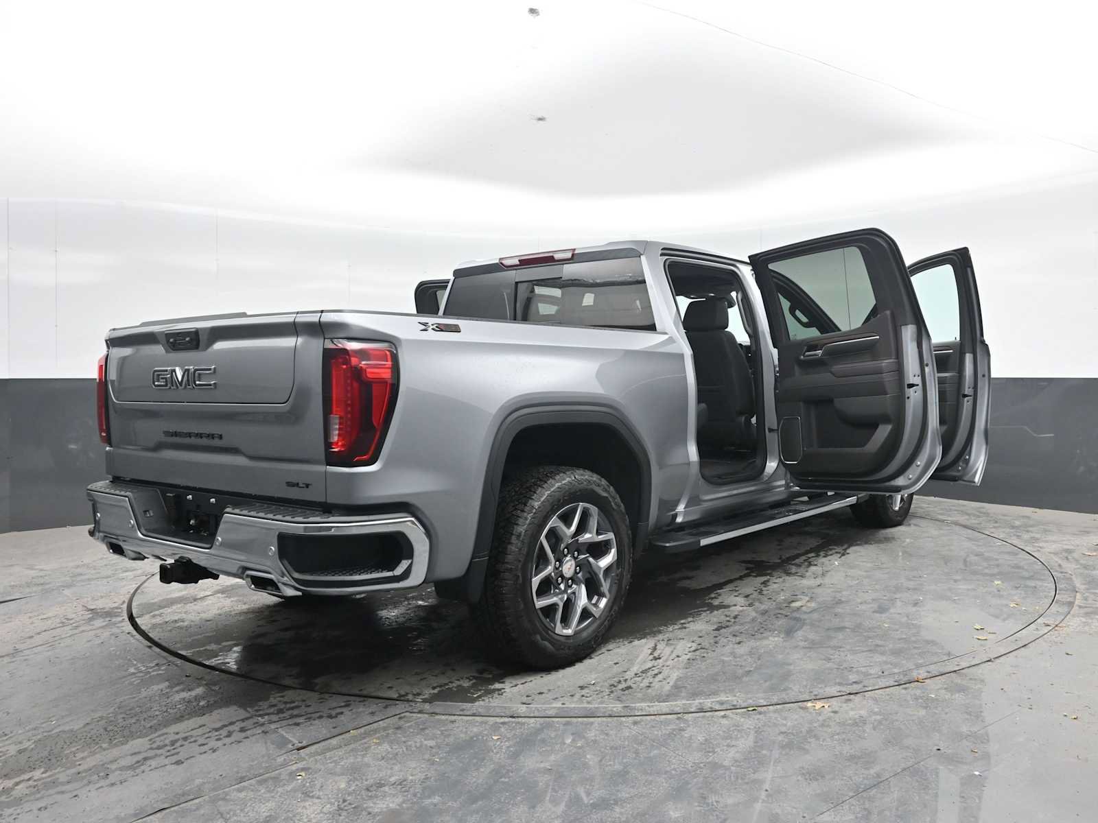 New 2026 GMC Sierra 1500 SLT w/ SLT Premium Package AWD/4WD image 36