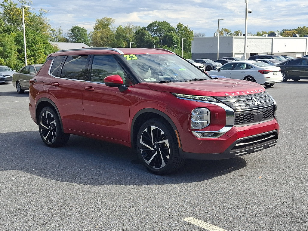 Used 2022 Mitsubishi Outlander SEL AWD/4WD image 3