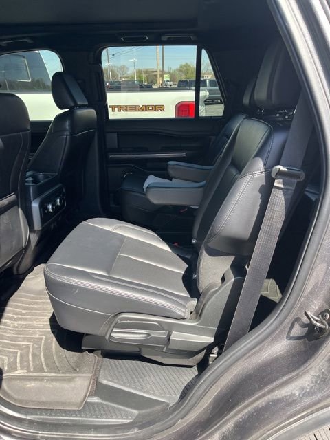 Used 2021 Ford Expedition XLT image 6
