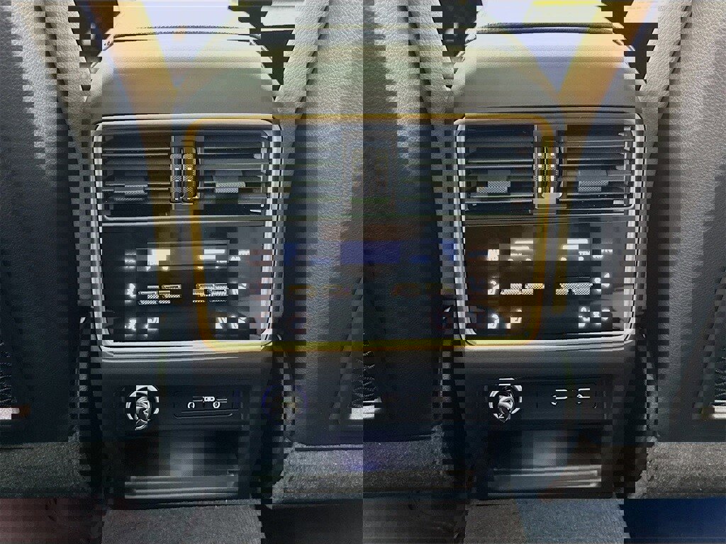 New 2026 Porsche Cayenne E-Hybrid image 29