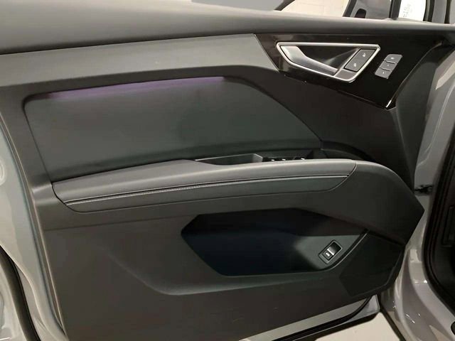 Used 2024 Audi Q4 e-tron Premium Plus w/ Premium Plus image 49