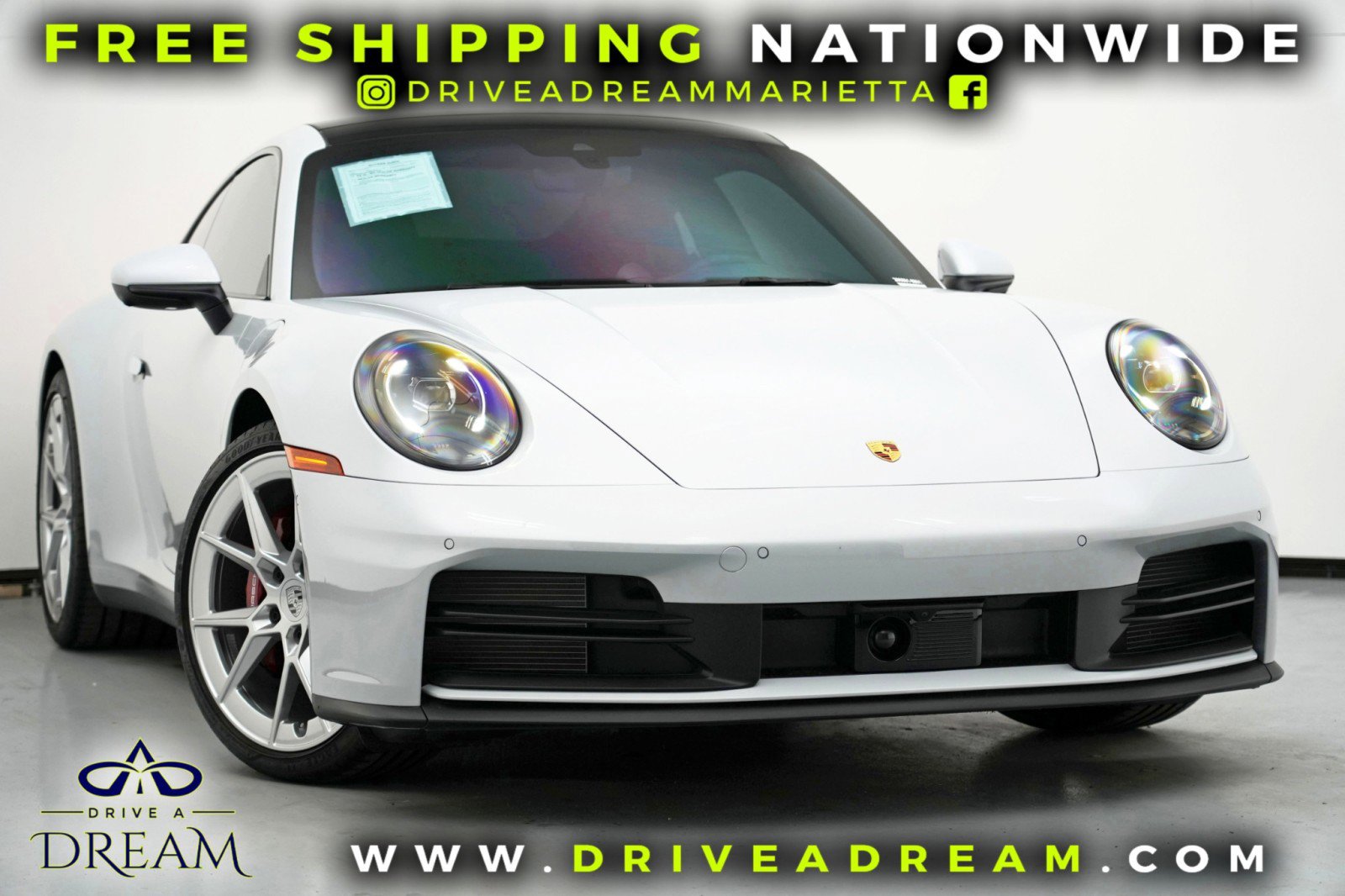 Used 2025 Porsche 911 Carrera RWD image 2