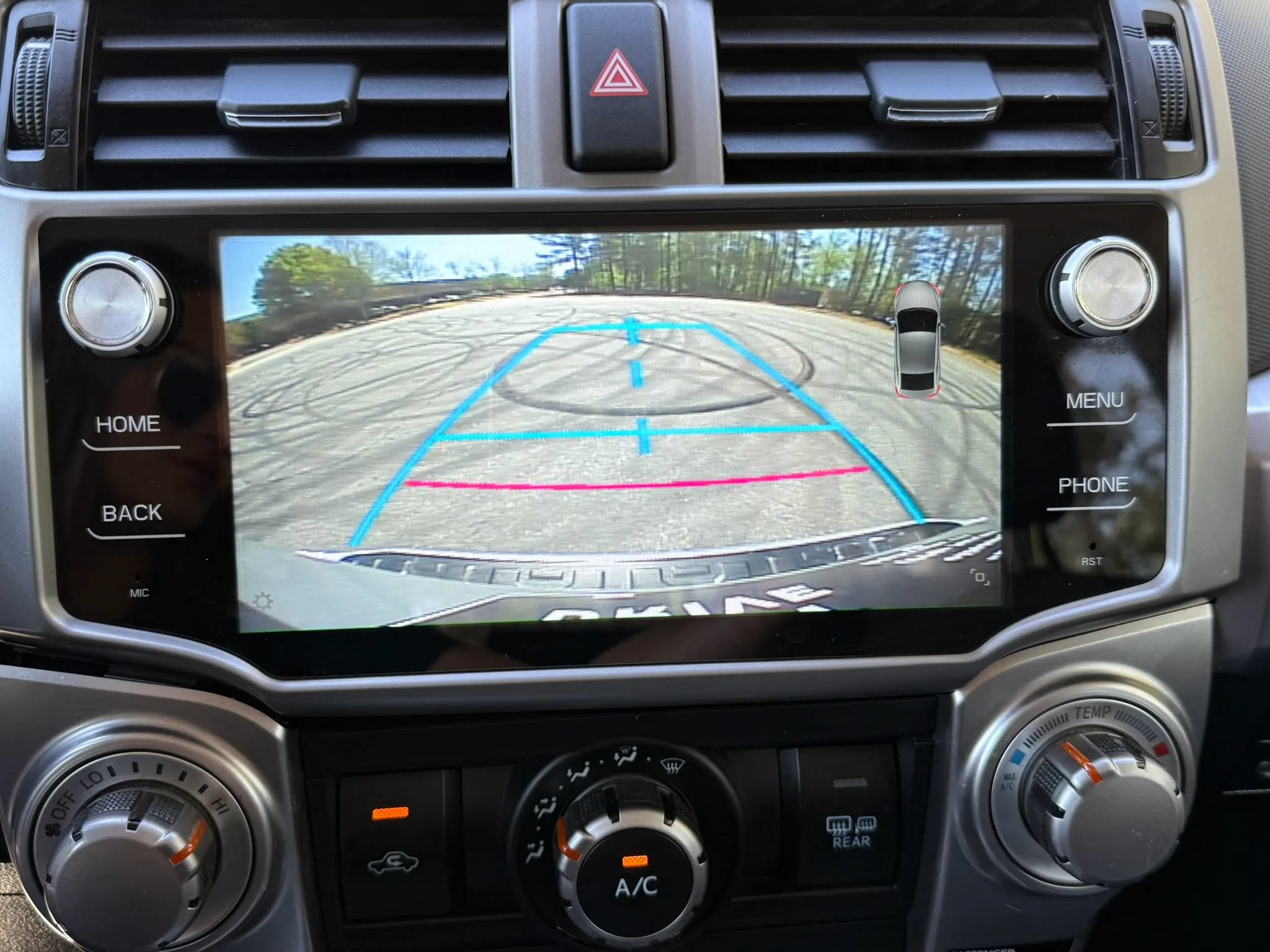 Used 2015 Toyota 4Runner SR5 AWD/4WD image 36