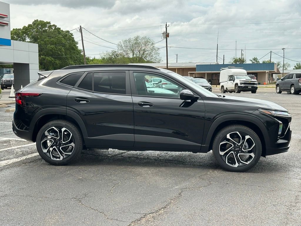 New 2026 Chevrolet Trax RS w/ Driver Confidence Package image 4