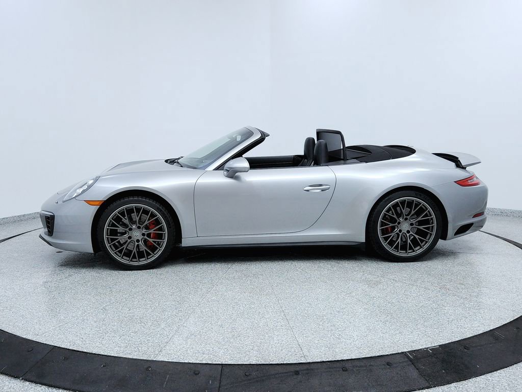 Used 2017 Porsche 911 Carrera 4S image 2