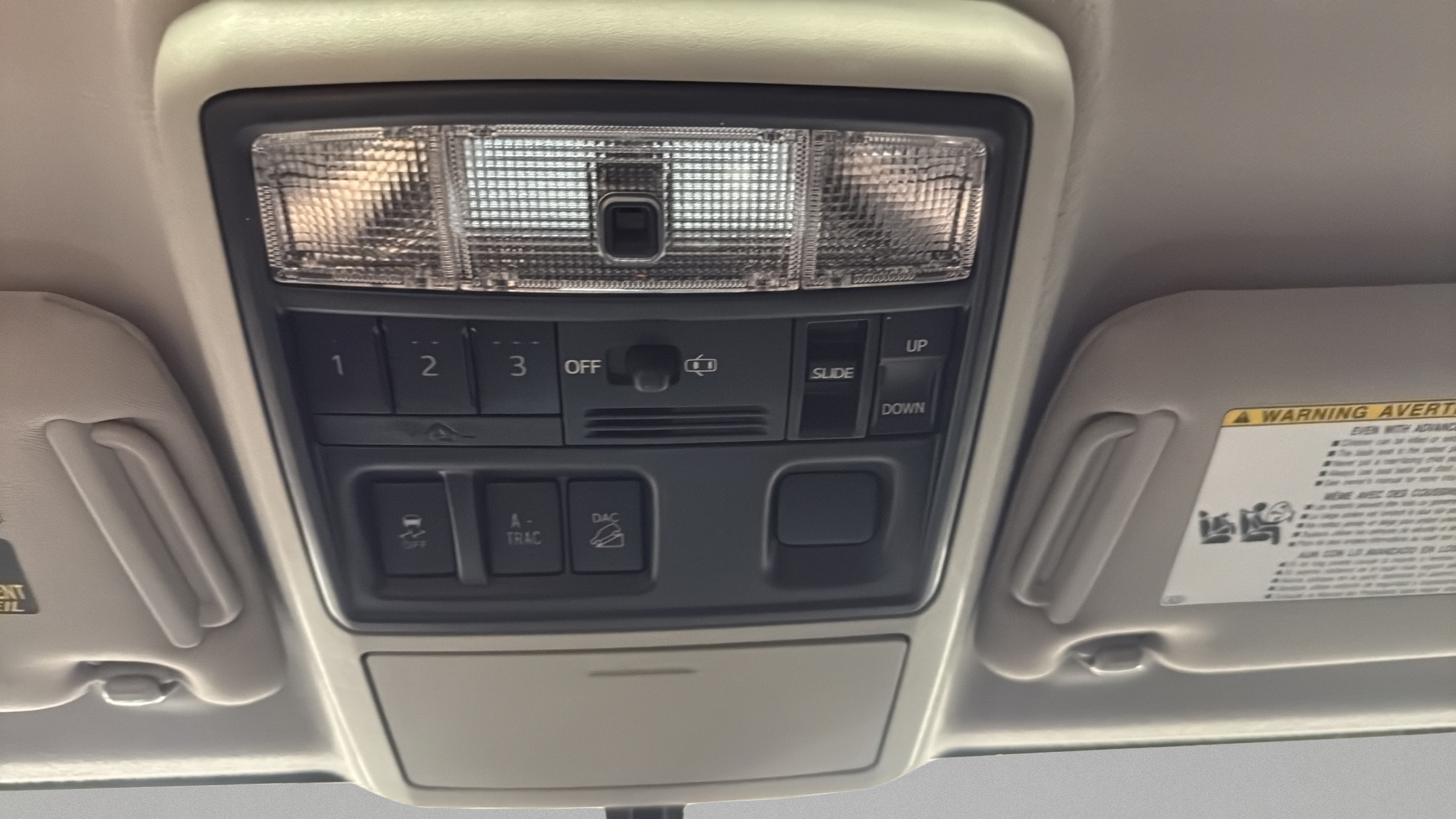Used 2018 Toyota 4Runner SR5 Premium AWD/4WD image 24
