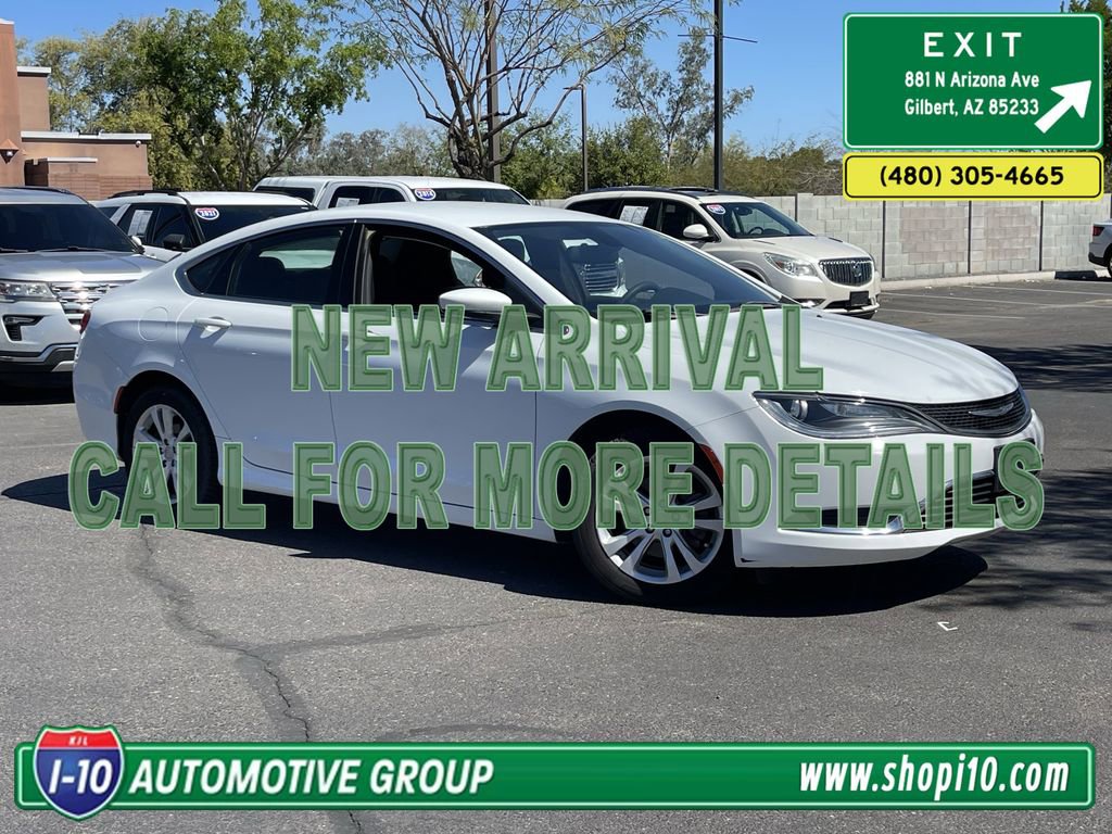 Used 2015 Chrysler 200 Limited image 1