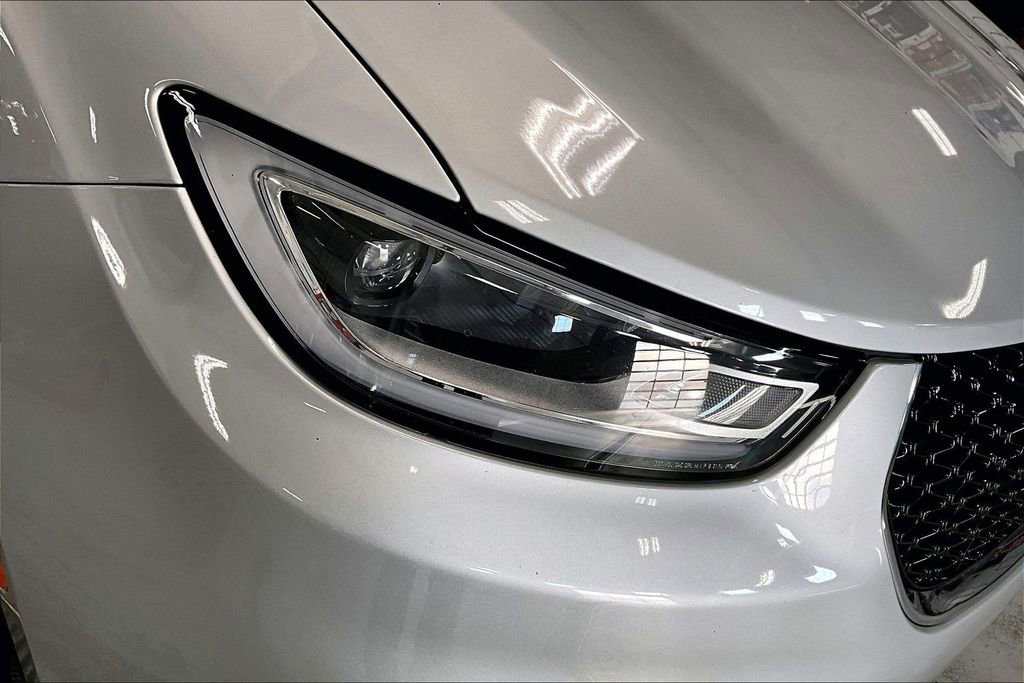 Used 2024 Chrysler Pacifica Touring-L FWD image 28