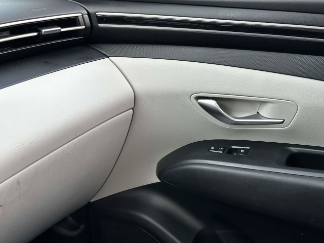 Used 2024 Hyundai Tucson SE AWD/4WD image 28