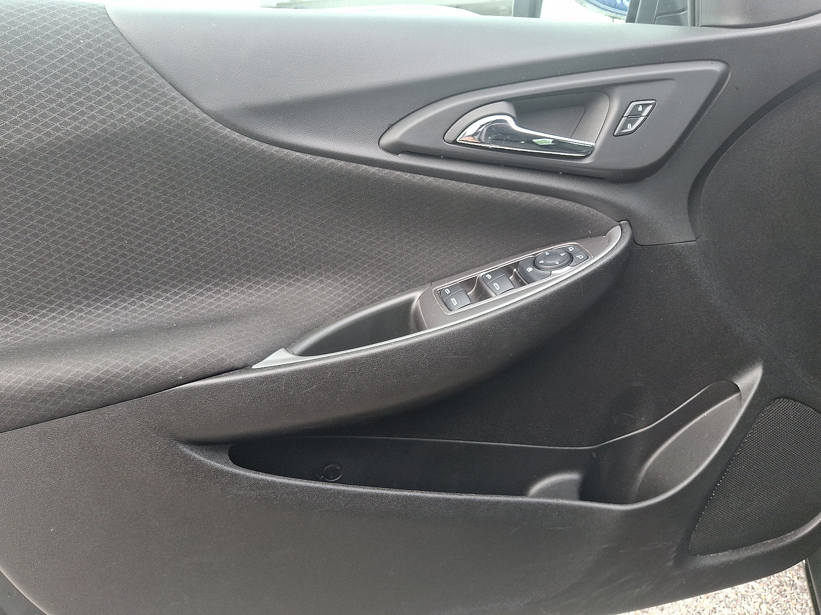 Used 2025 Chevrolet Malibu LT FWD image 12