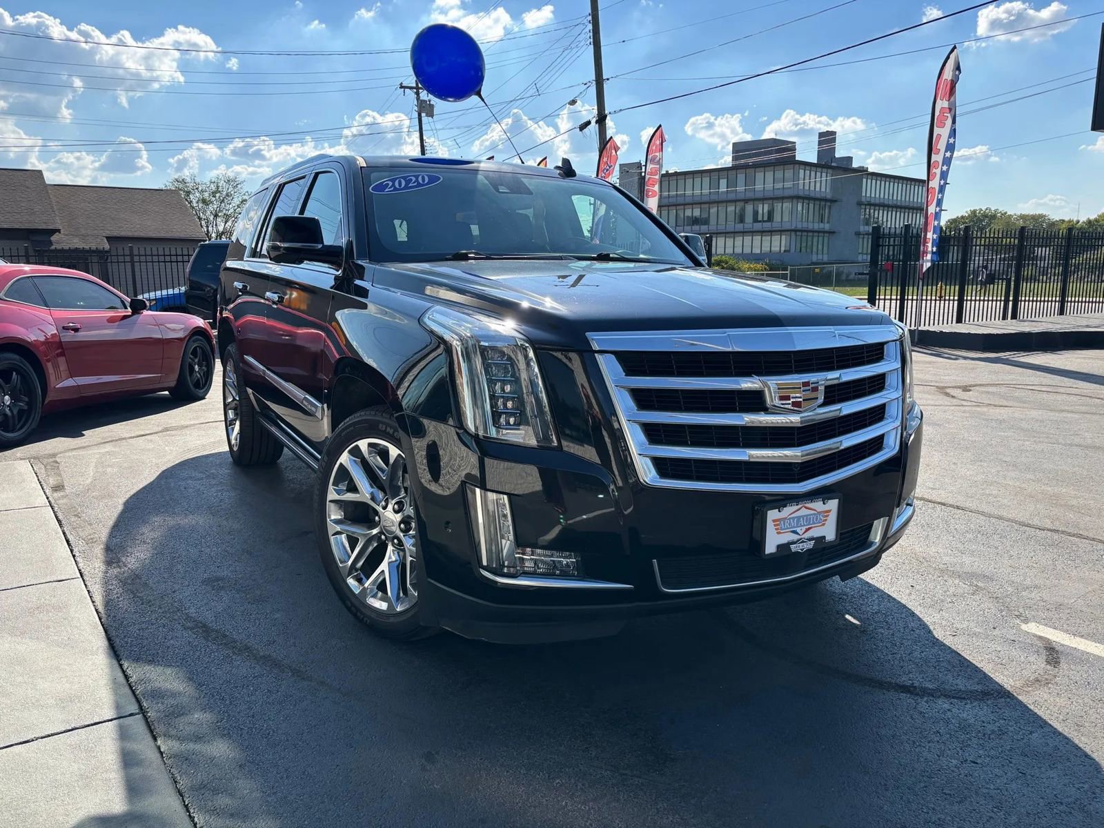 Used 2020 Cadillac Escalade Premium Luxury image 11