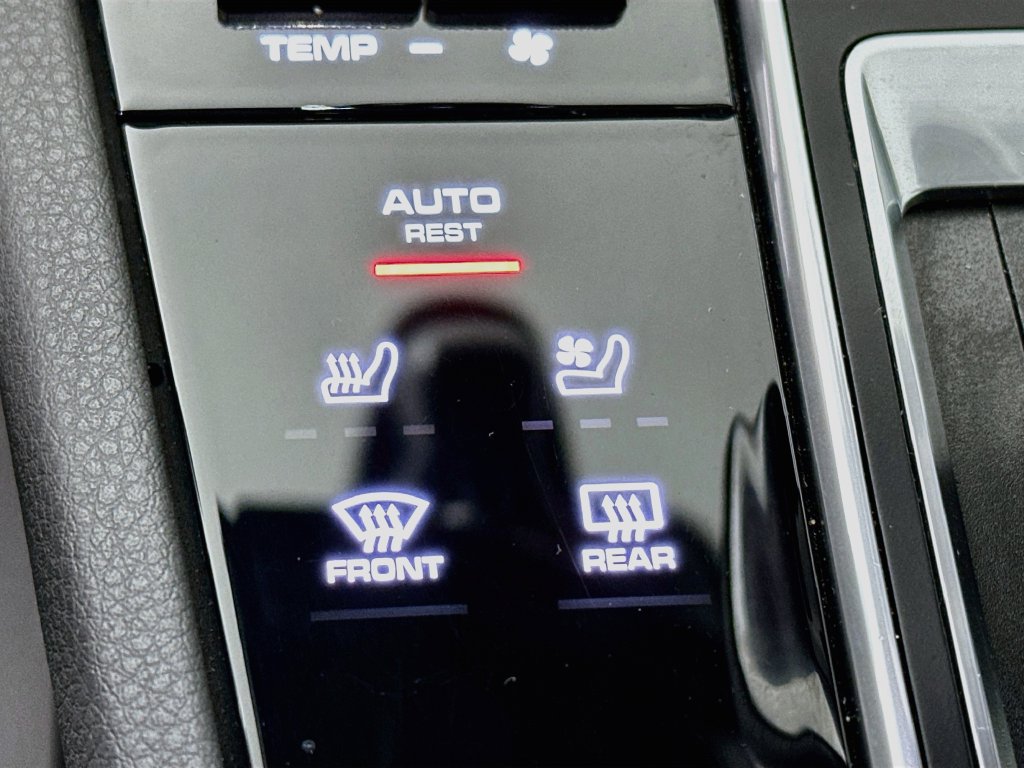 Used 2022 Porsche Cayenne S AWD/4WD image 20
