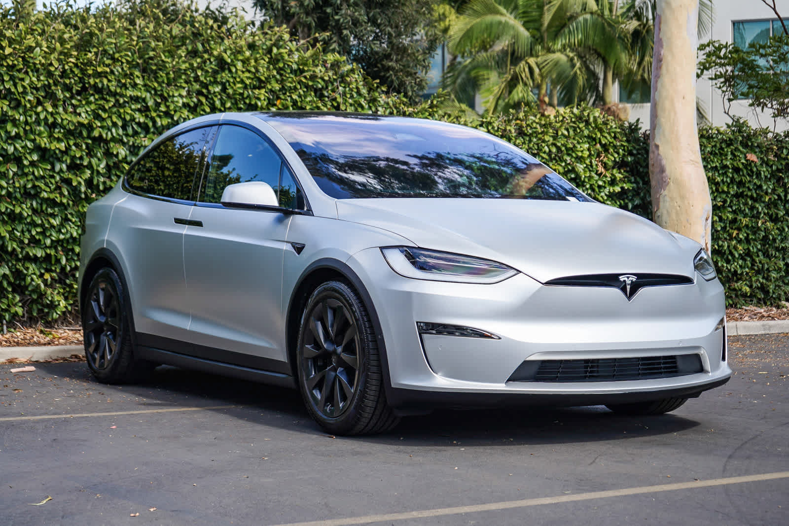 Used 2023 Tesla Model X AWD/4WD image 3