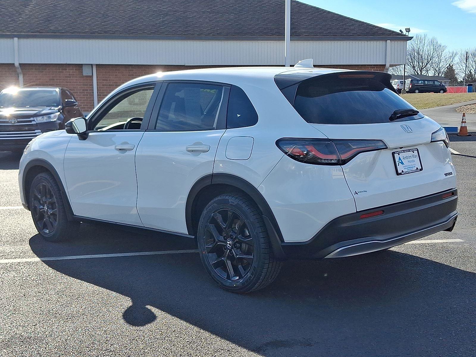 Certified 2023 Honda HR-V Sport image 4