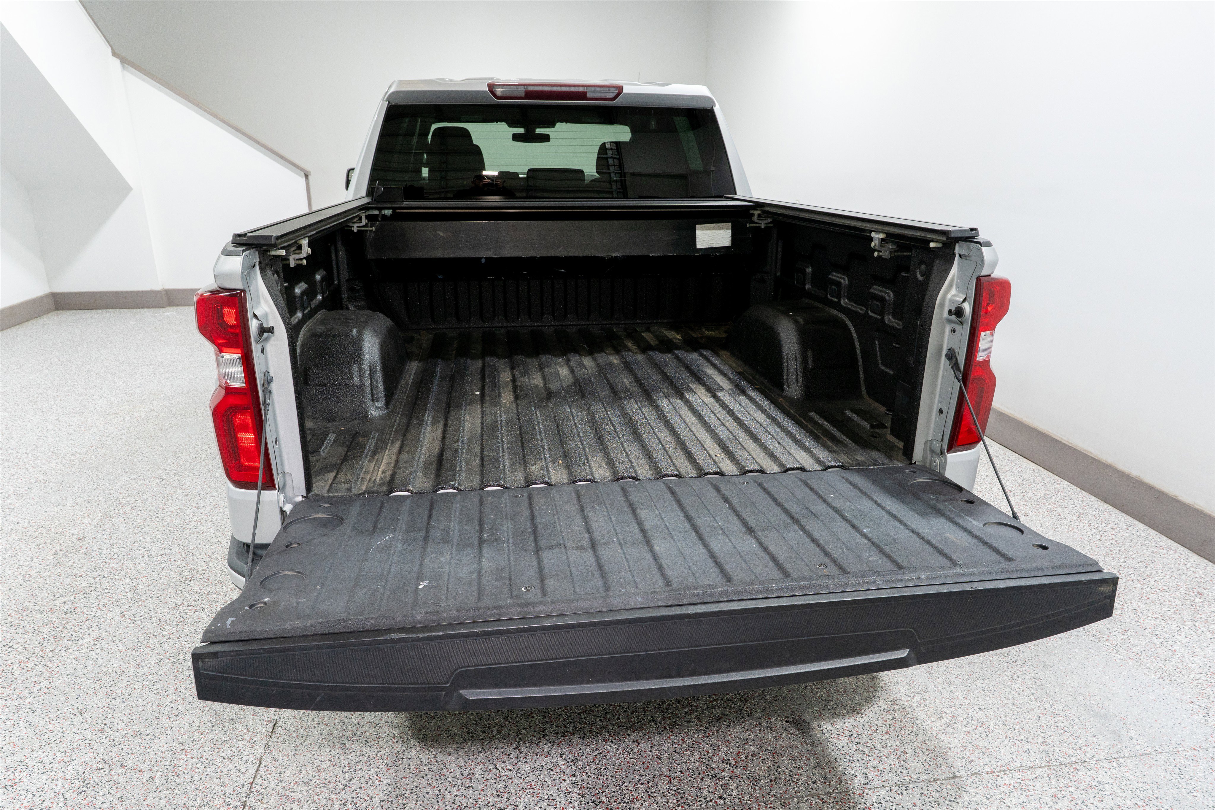 Used 2021 Chevrolet Silverado 1500 RST image 12