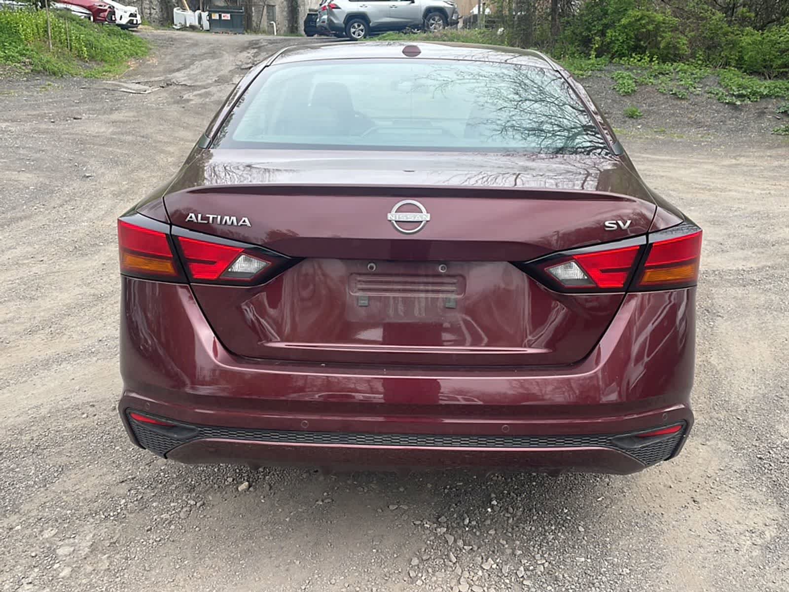 Used 2024 Nissan Altima 2.5 SV FWD image 6