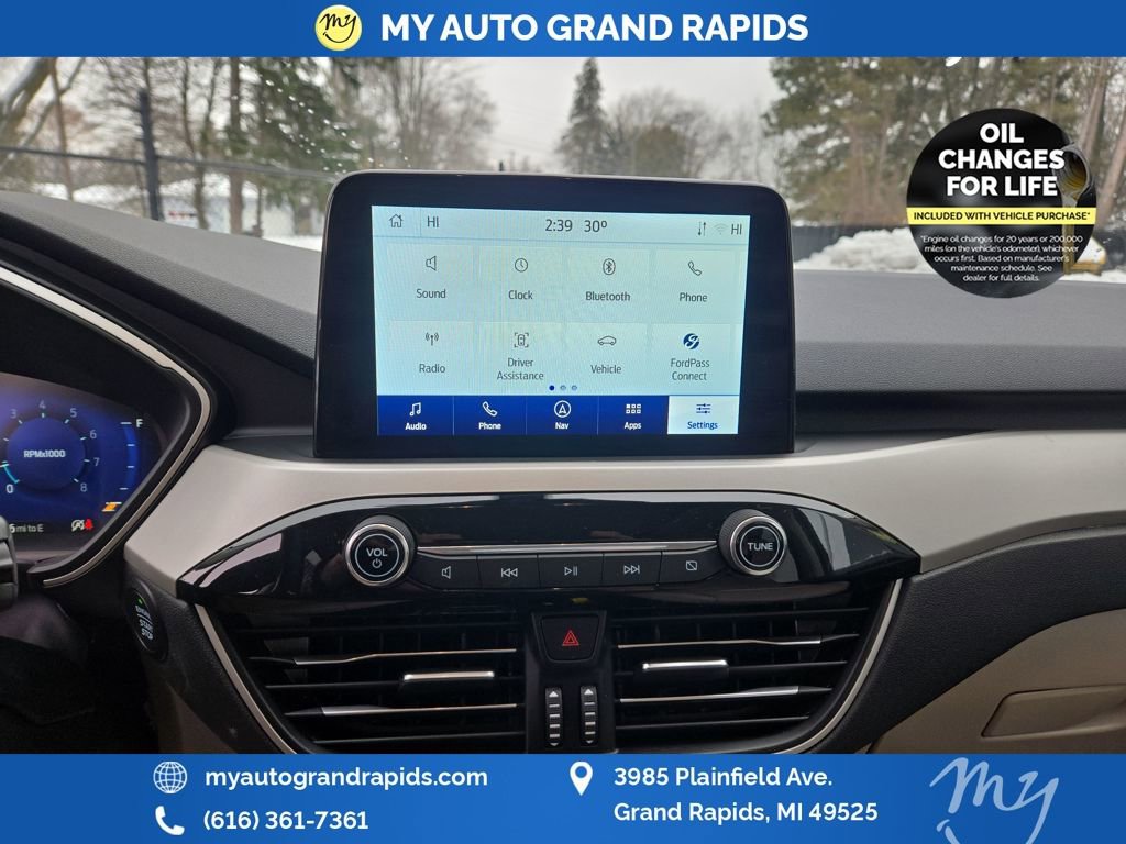 Used 2022 Ford Escape SEL w/ Technology Package image 20