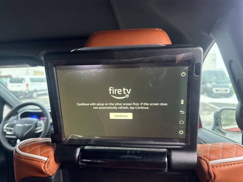 New 2026 Chrysler Pacifica Pinnacle image 56