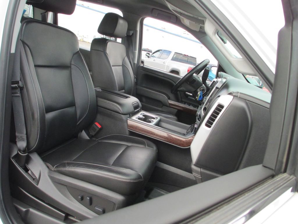 Used 2018 GMC Sierra 1500 SLT w/ SLT Premium Package AWD/4WD image 22