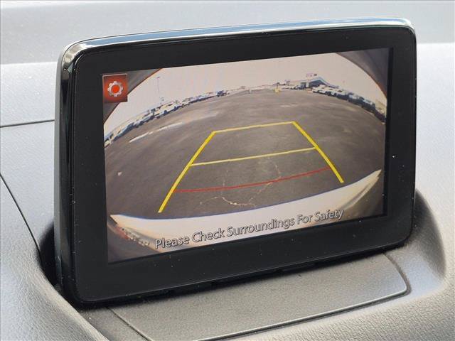 Used 2019 Toyota Yaris LE FWD image 12