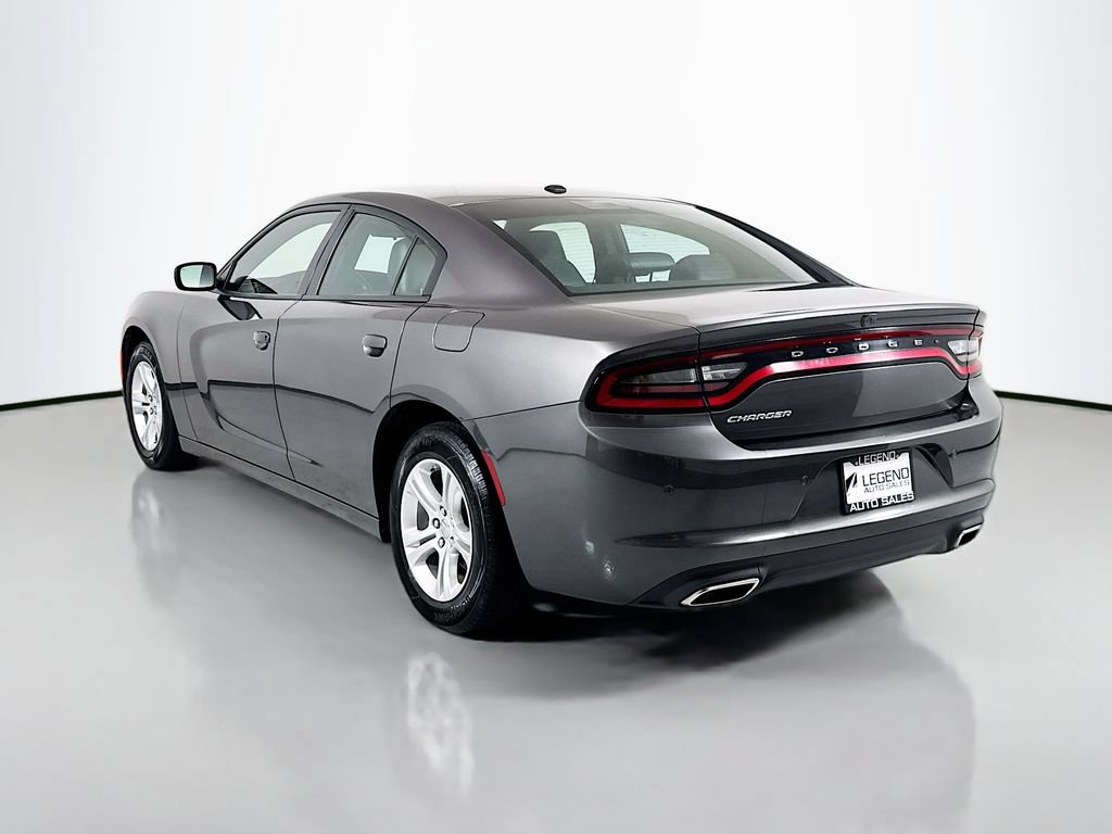 Used 2022 Dodge Charger SXT w/ Leather Interior Group RWD image 7