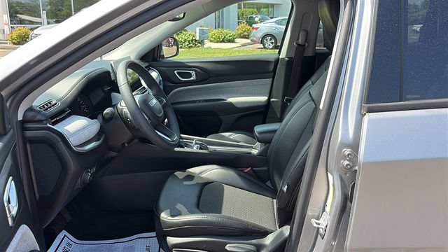 Used 2022 Jeep Compass Latitude AWD/4WD image 10