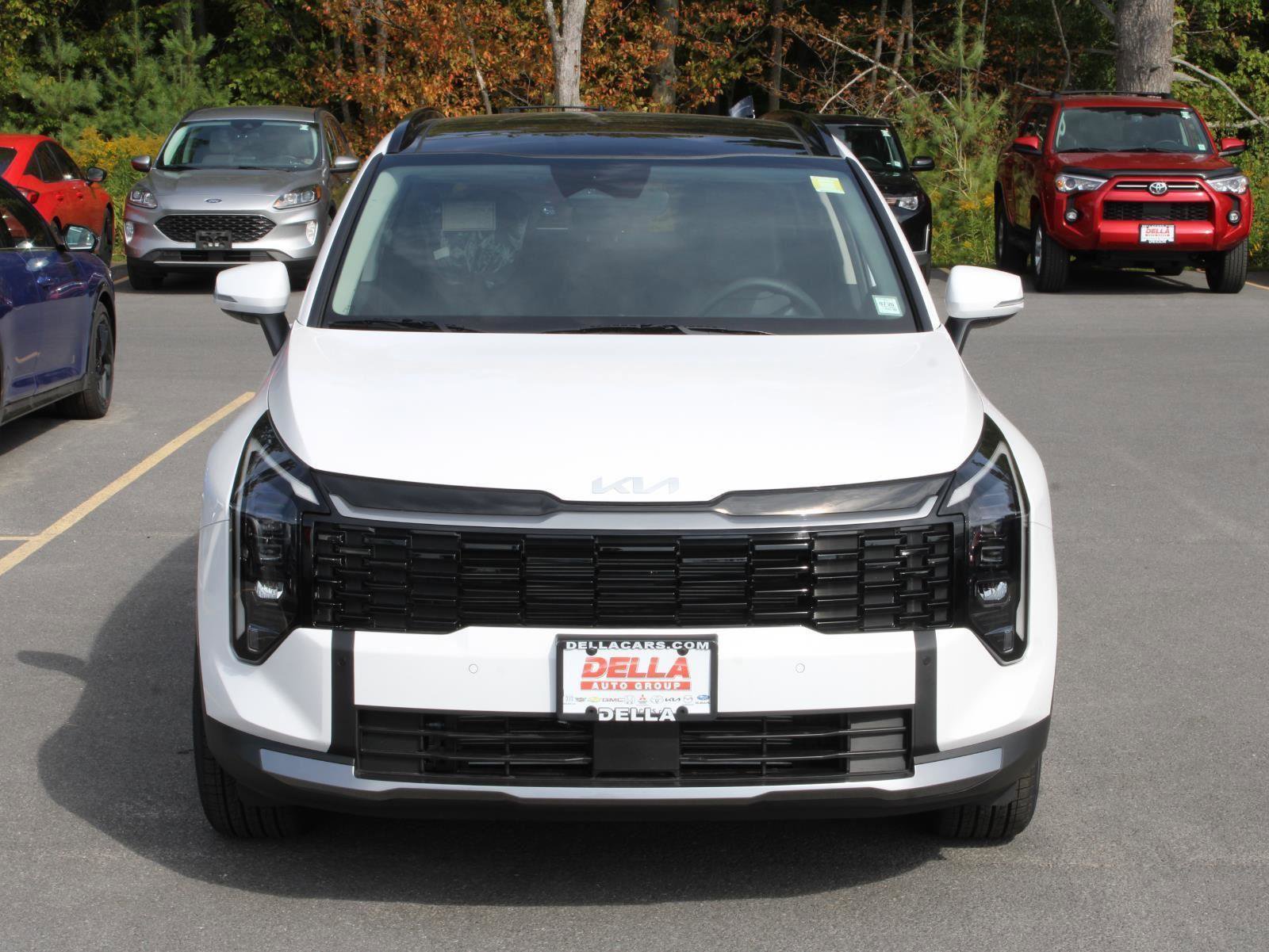 New 2026 Kia Sportage EX w/ EX Panorama Roof Package image 2