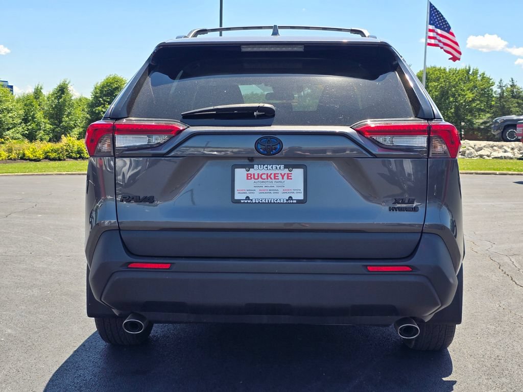 Used 2023 Toyota RAV4 XLE w/ Convenience Package AWD/4WD image 7